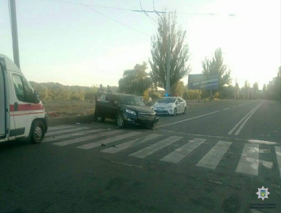 Авария на Салтовке: двое пострадавших (фото)