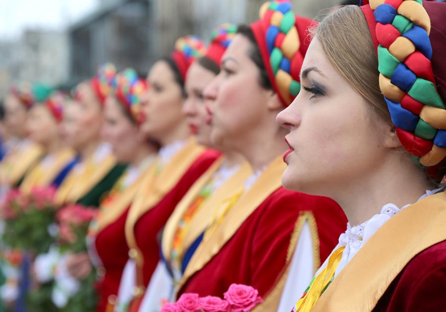 Под Харьковом стартовал фестиваль "Свадьба в Малиновке"