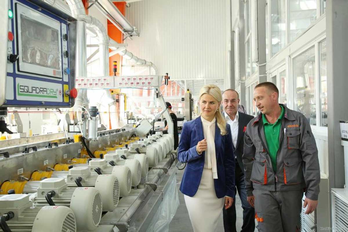 На Харьковском плиточном заводе открыли новый современный цех
