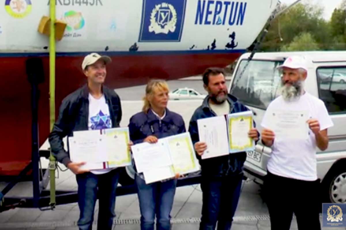 В Харькове торжественно встретили ученых-моряков (видео)