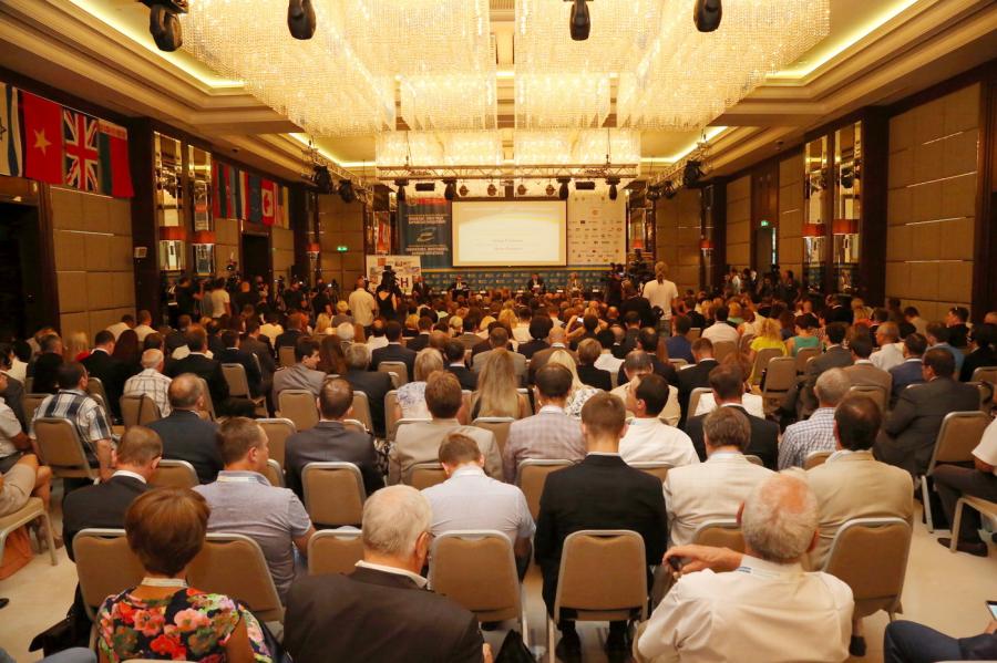 В Харькове стартовал крупнейший международный форум
