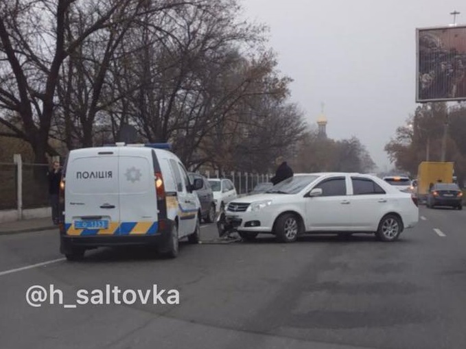 В Харькове - авария с участием машины полиции (фото)
