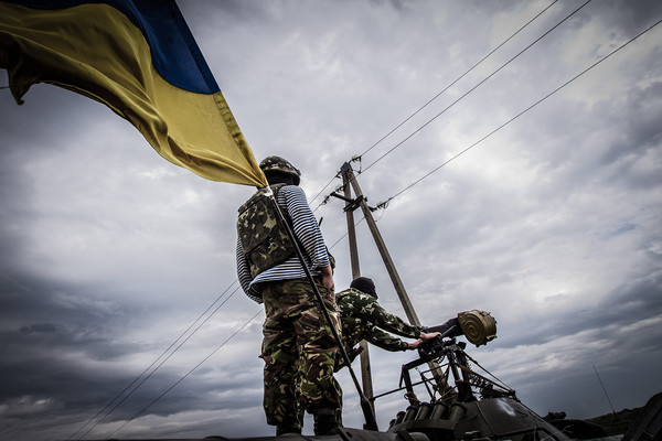 В Украине введено военное положение