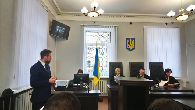 Кернес не приехал на суд в Полтаву из-за бронхита - адвокат