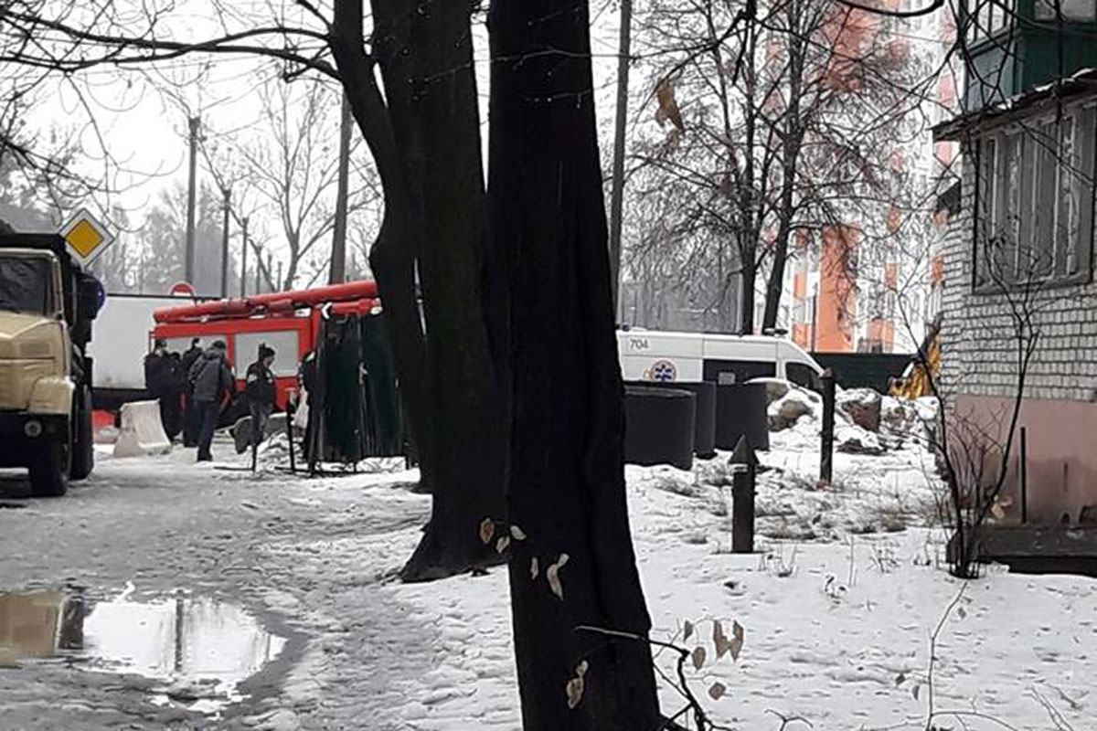 В Харькове человека насмерть привалило глиной (фото, дополнено)