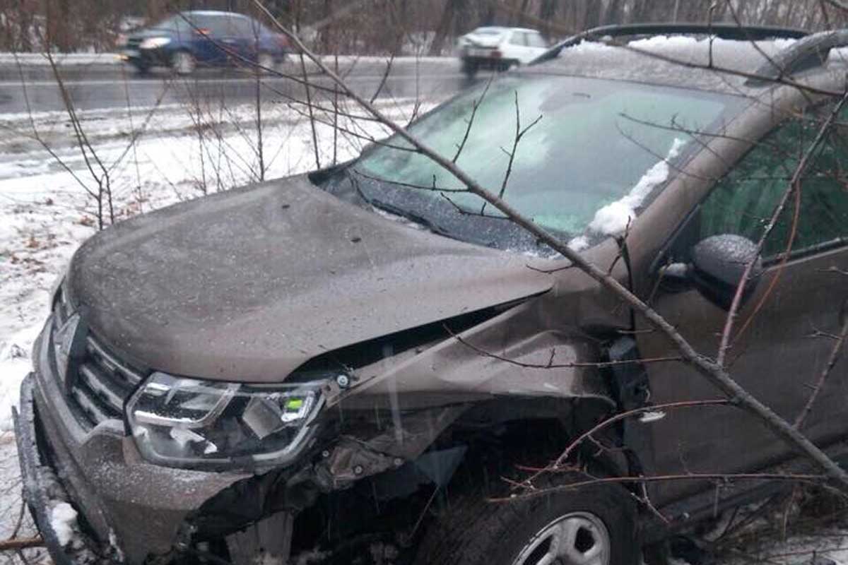 На окружной дороге столкнулись BYD и Renault (фото)