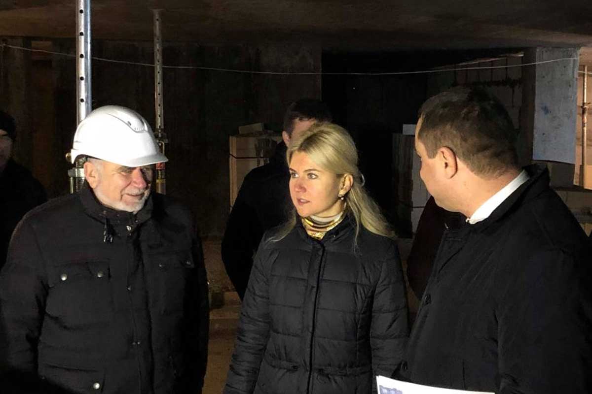В будущем детсаду и начальной школе в Песочине построили цокольный этаж