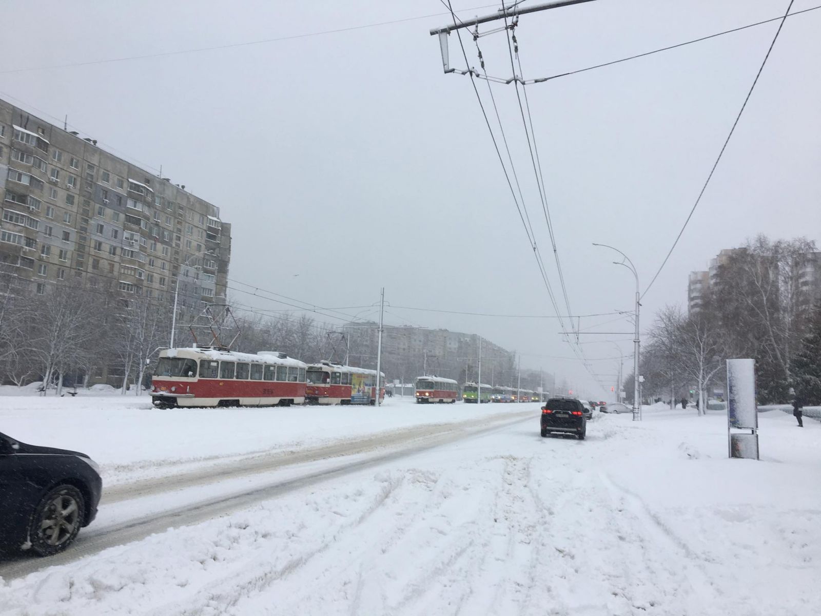 В Харькове - перебои с транспортом (фото, видео, дополнено)