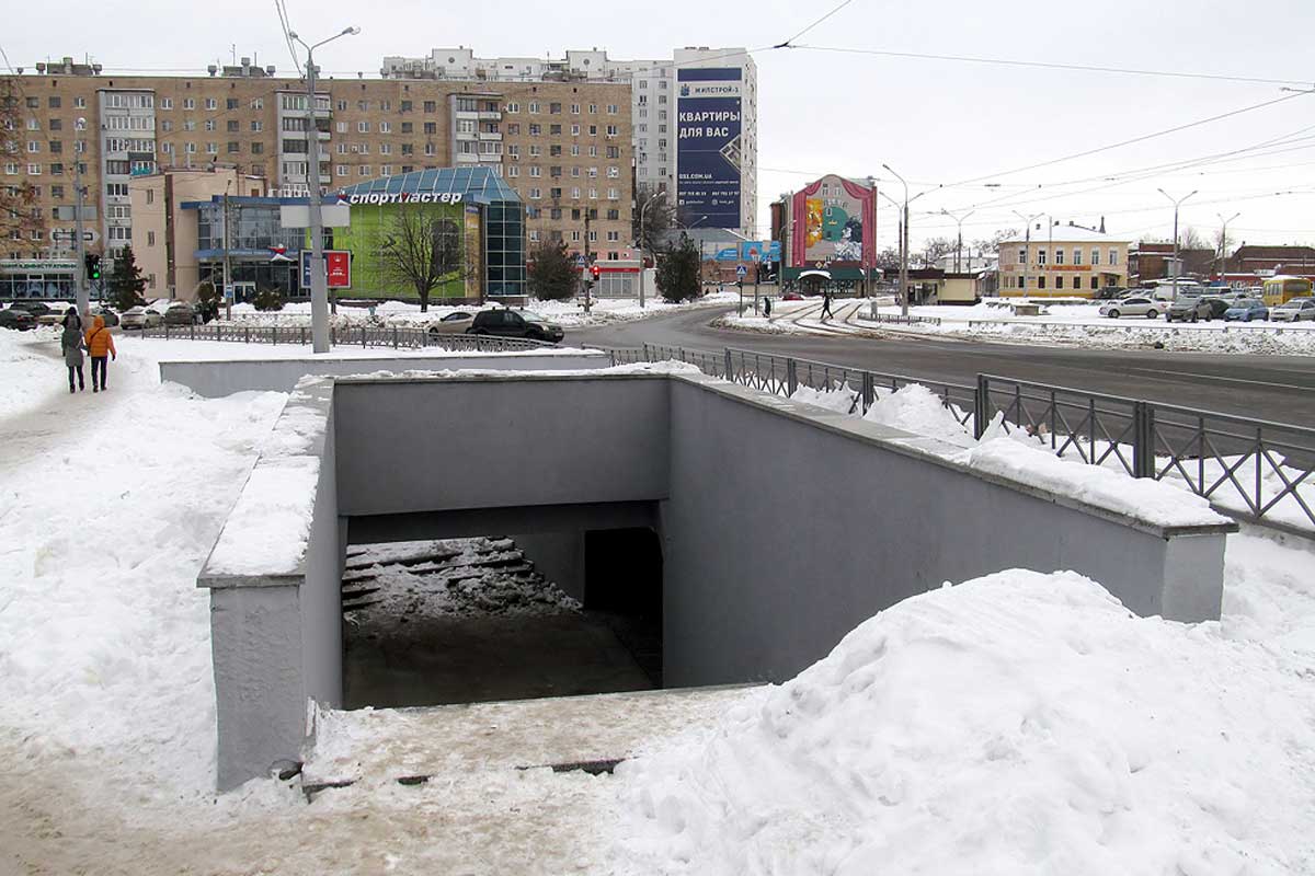 Подземный переход возле цирка отремонтировали (фото)