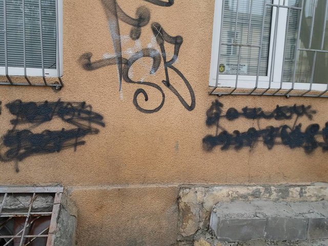Харьковчане просят убрать из города рекламу наркотиков