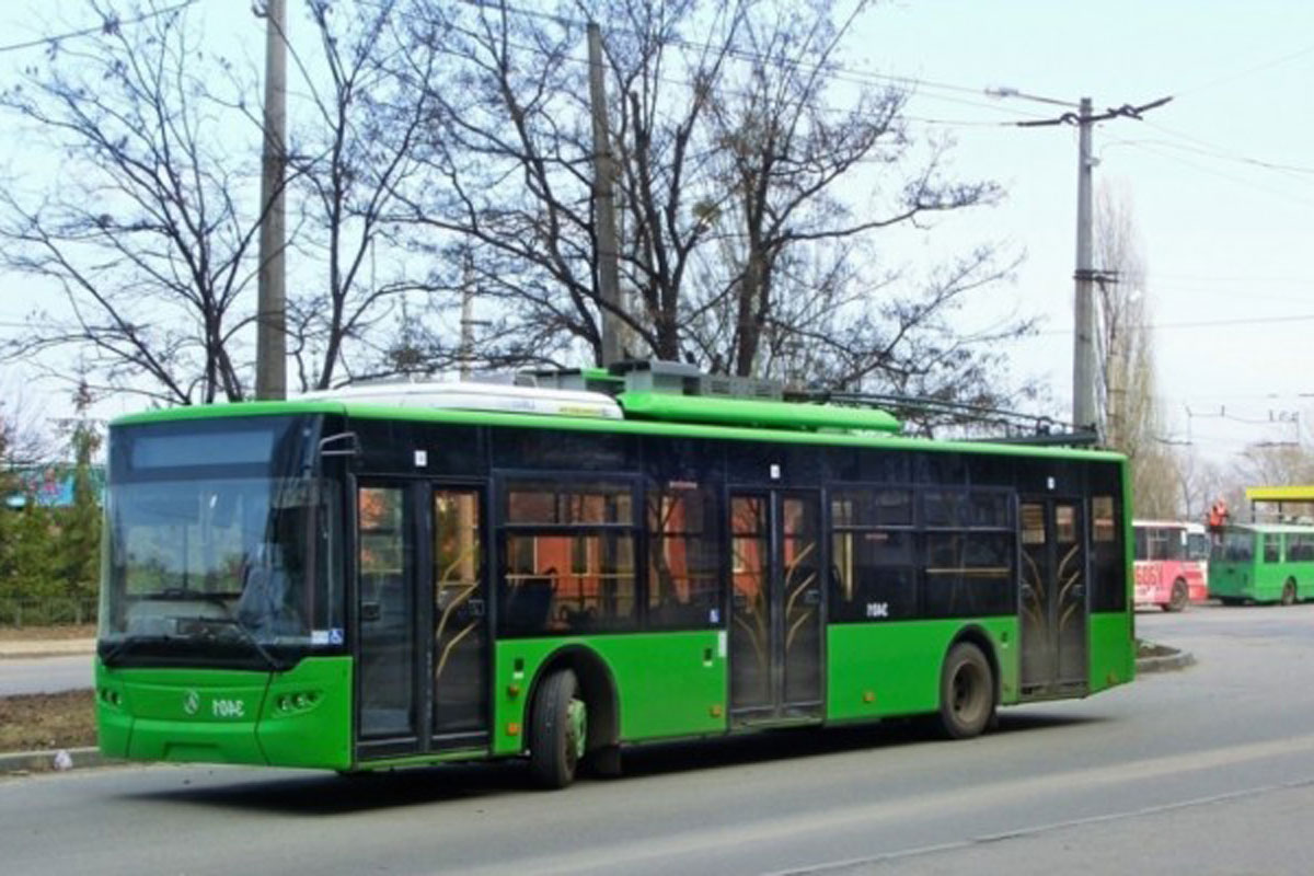 Харьковчане просят новый троллейбусный маршрут 
