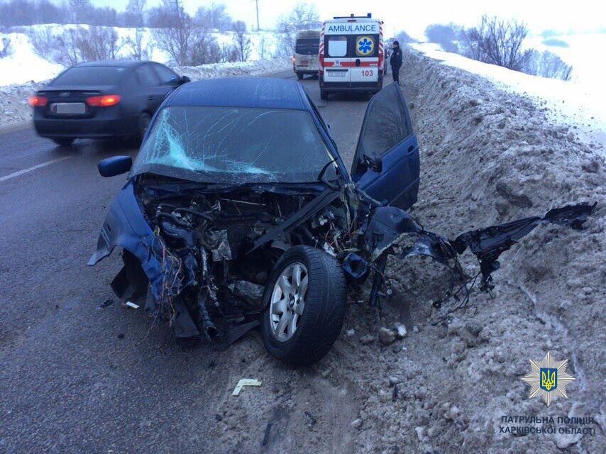 В Пятихатках фура раздавила BMW (фото)