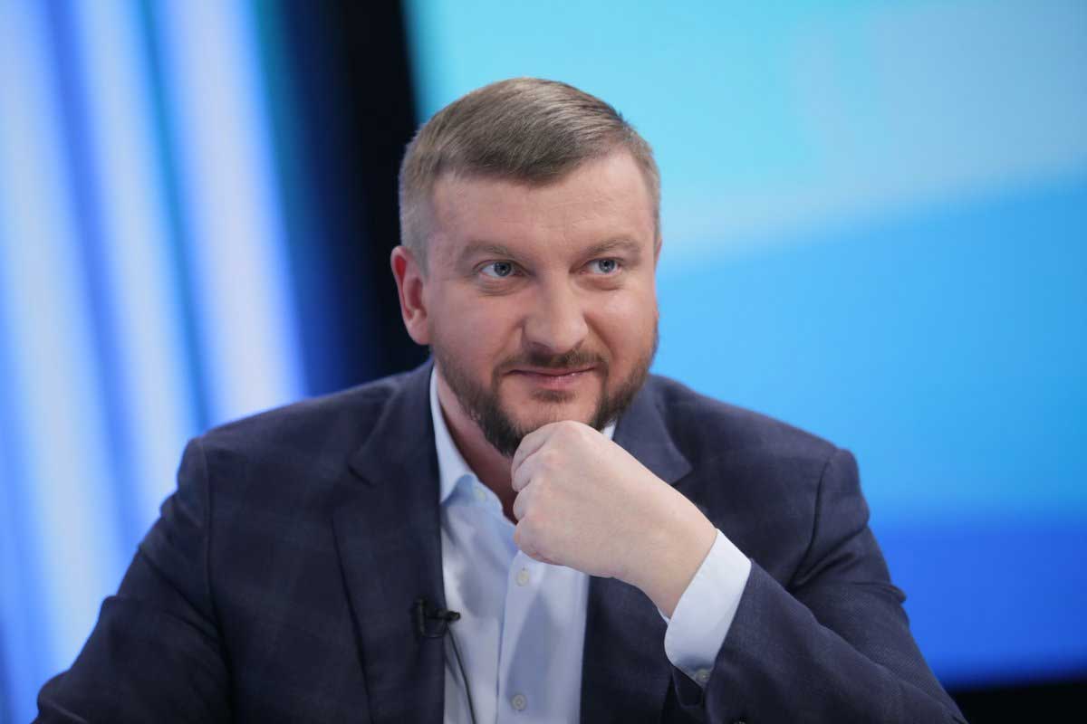 В Харьков едет министр