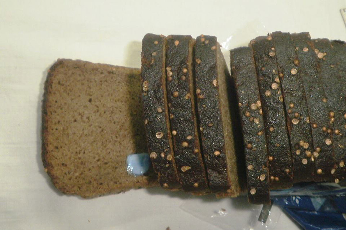 В СИЗО под Харьковом нашли хлеб с наркотиком (фото)