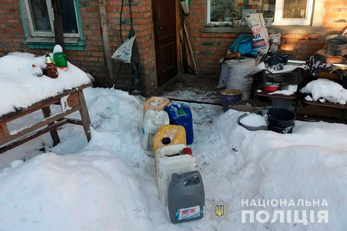 Трактористу продали воду под видом дизтоплива (фото)