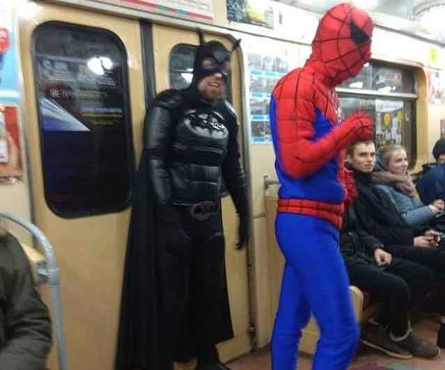 В метро заметили Бэтмена (фото)