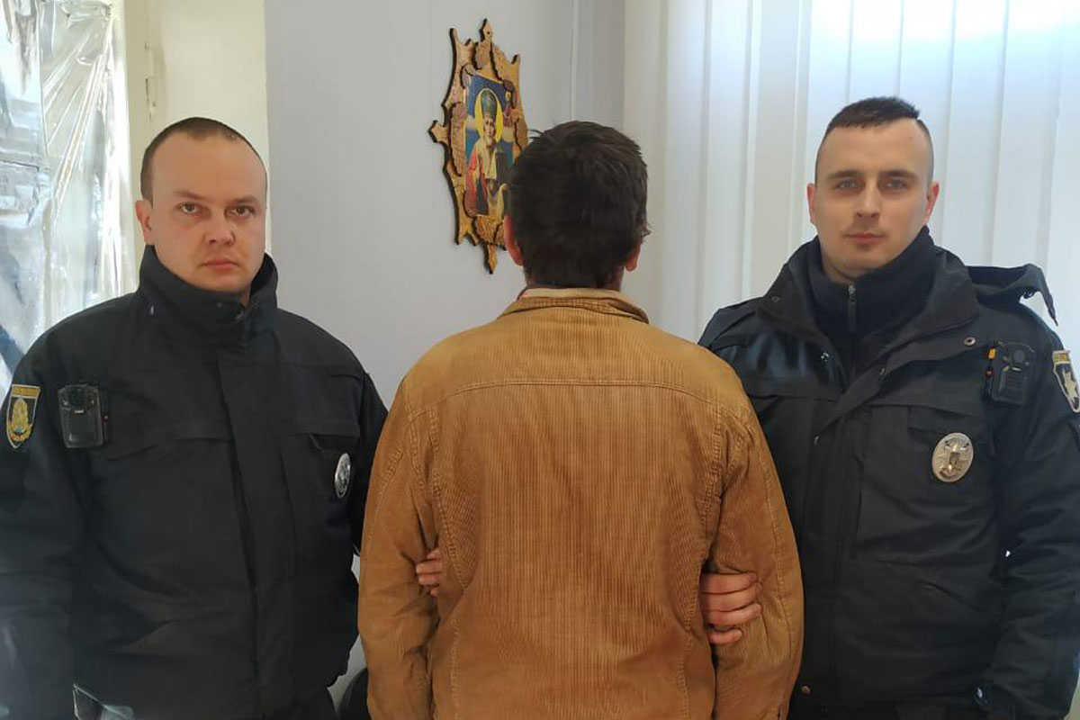 Под Харьковом грабителя поймали на горячем (фото)