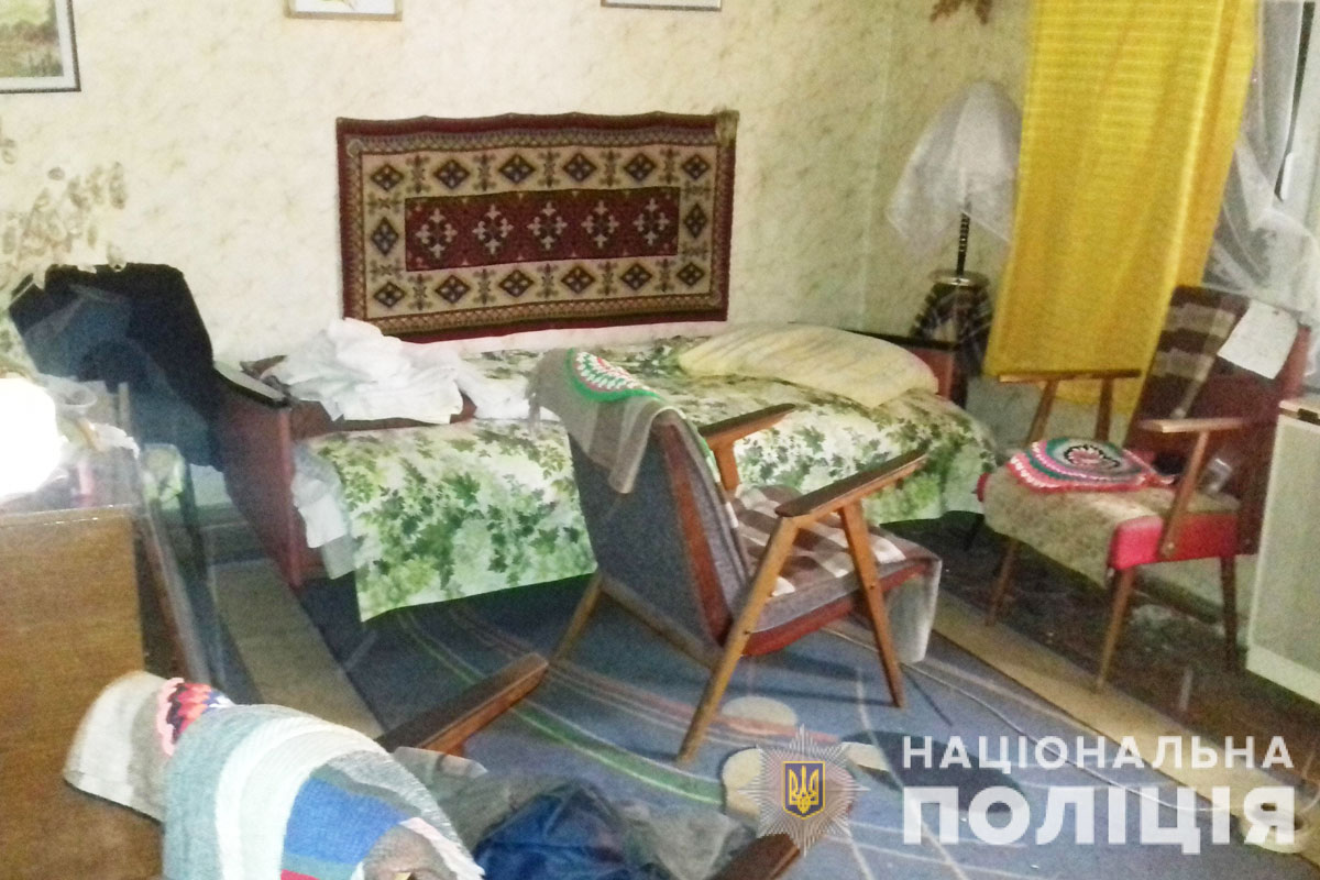 Харьковского пенсионера лишили бытовой техники (фото)