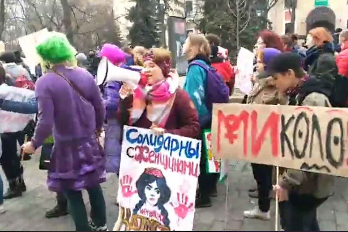 В Харькове прошел Марш женской солидарности (видео)