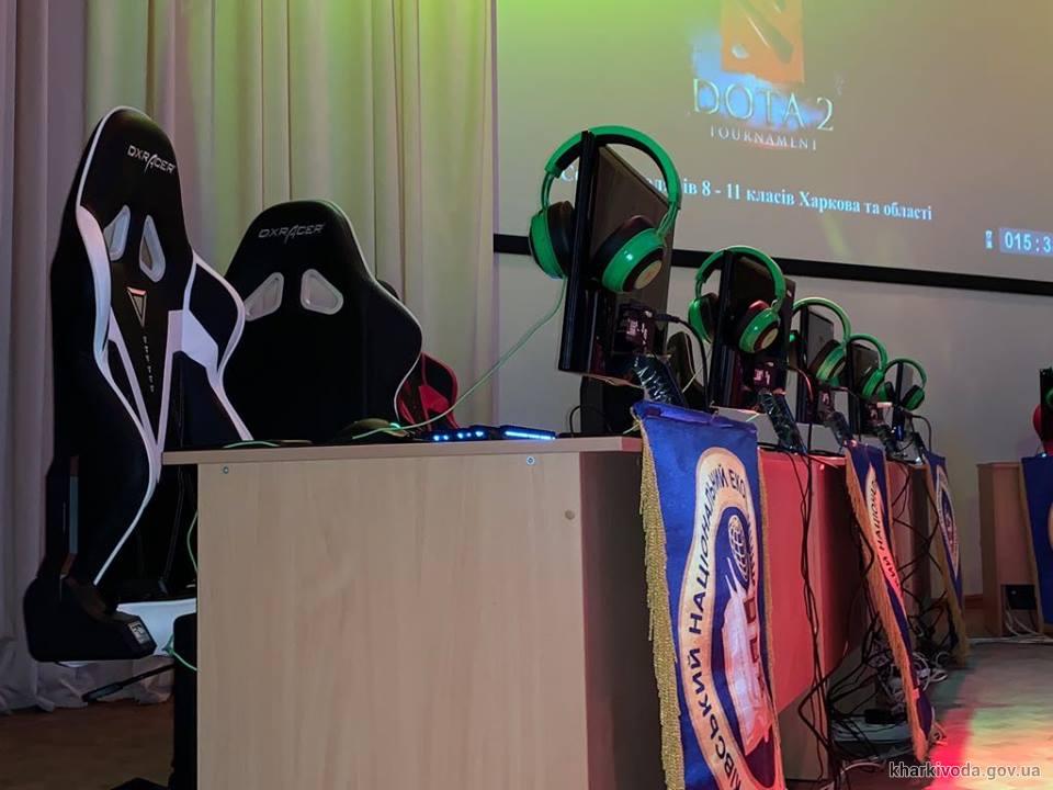 В Харькове играли в DOTA2 (фото)
