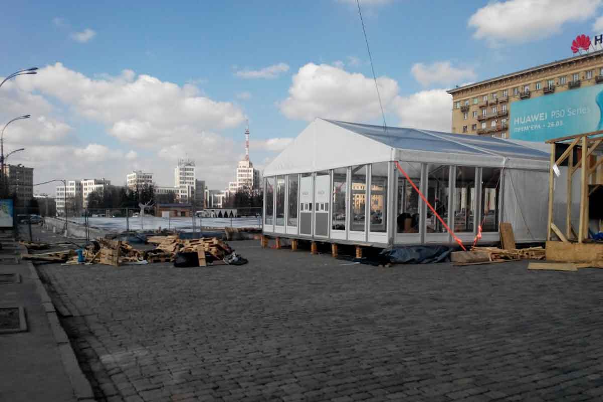 Площадь Свободы опустеет (фото)