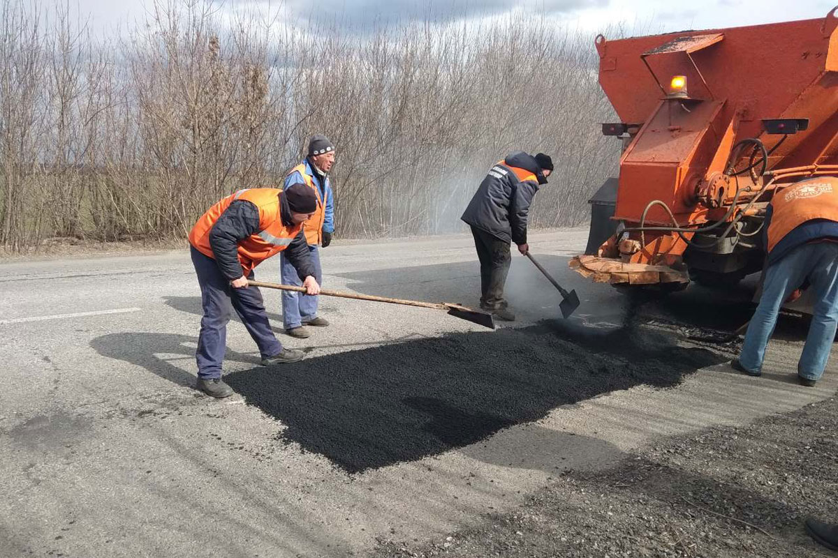 Под Харьковом отремонтировали дороги (список)