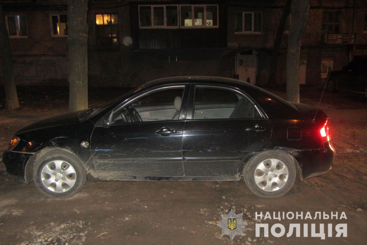 В Харькове мужчина попал в ДТП на угнанной машине (фото)