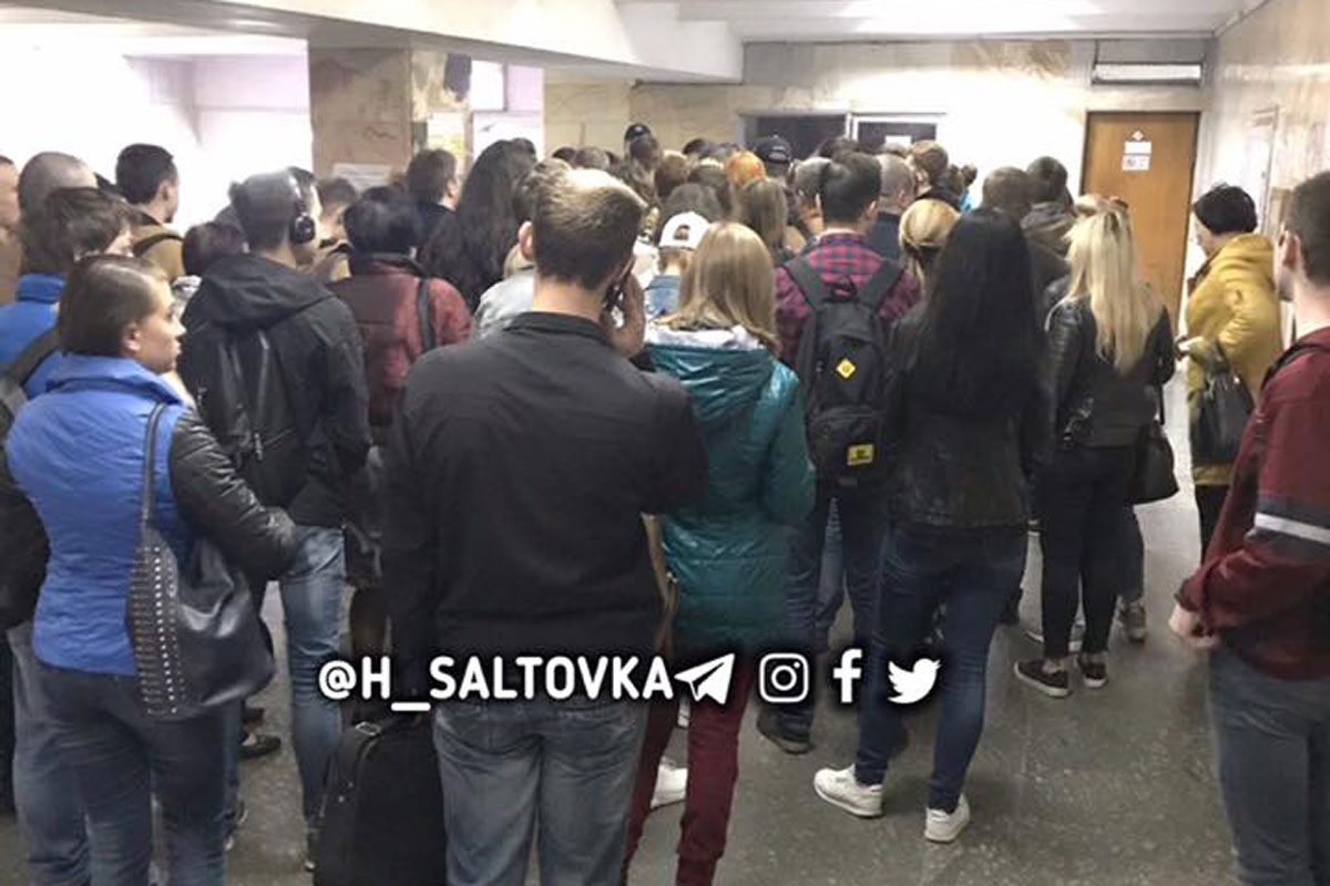 В харьковском метро – столпотворение (фото)