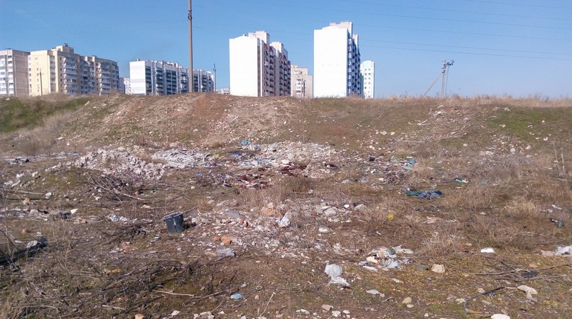 Харьковчане жалуются на огромные свалки