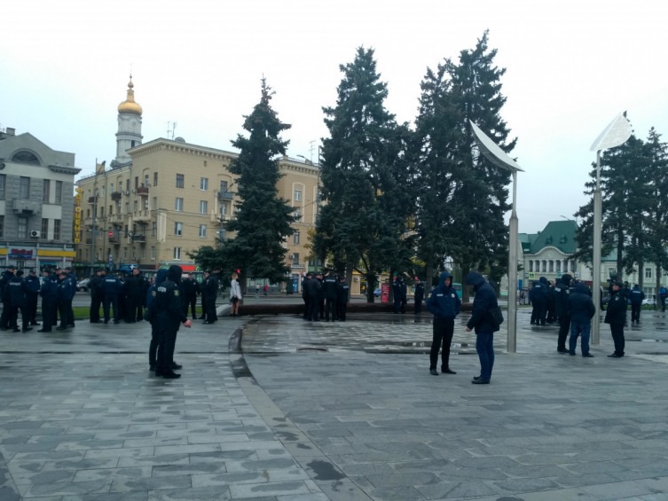 Первомай в Харькове: в центре - шествия и митинги