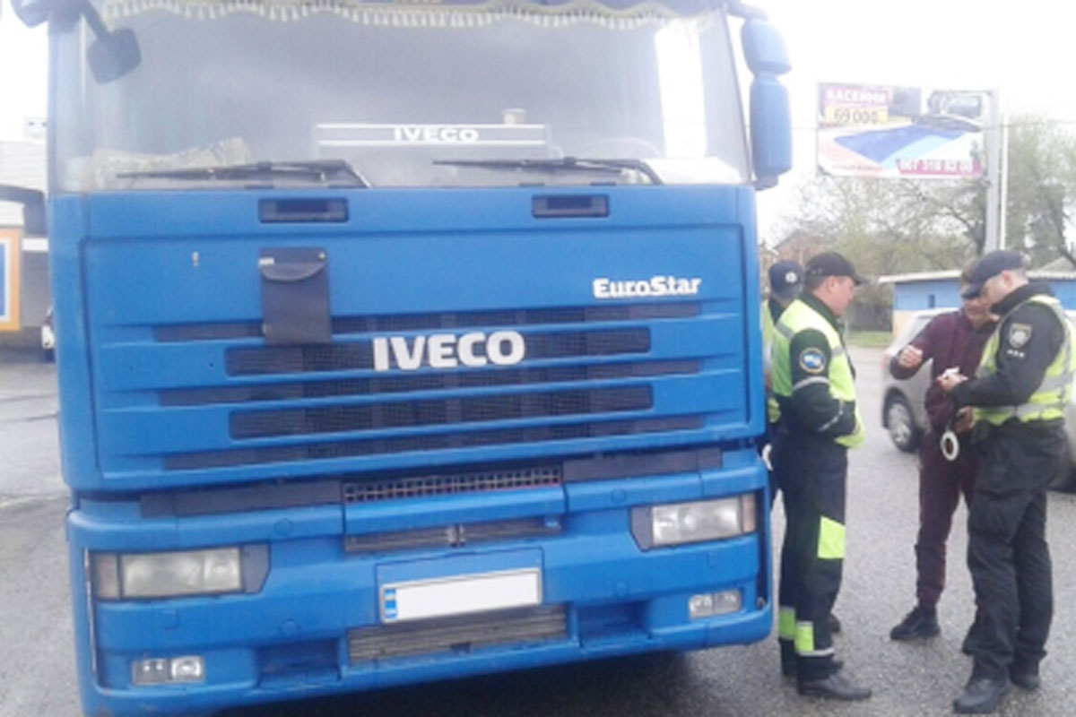Харьковским водителям выписали крупный штраф (фото)