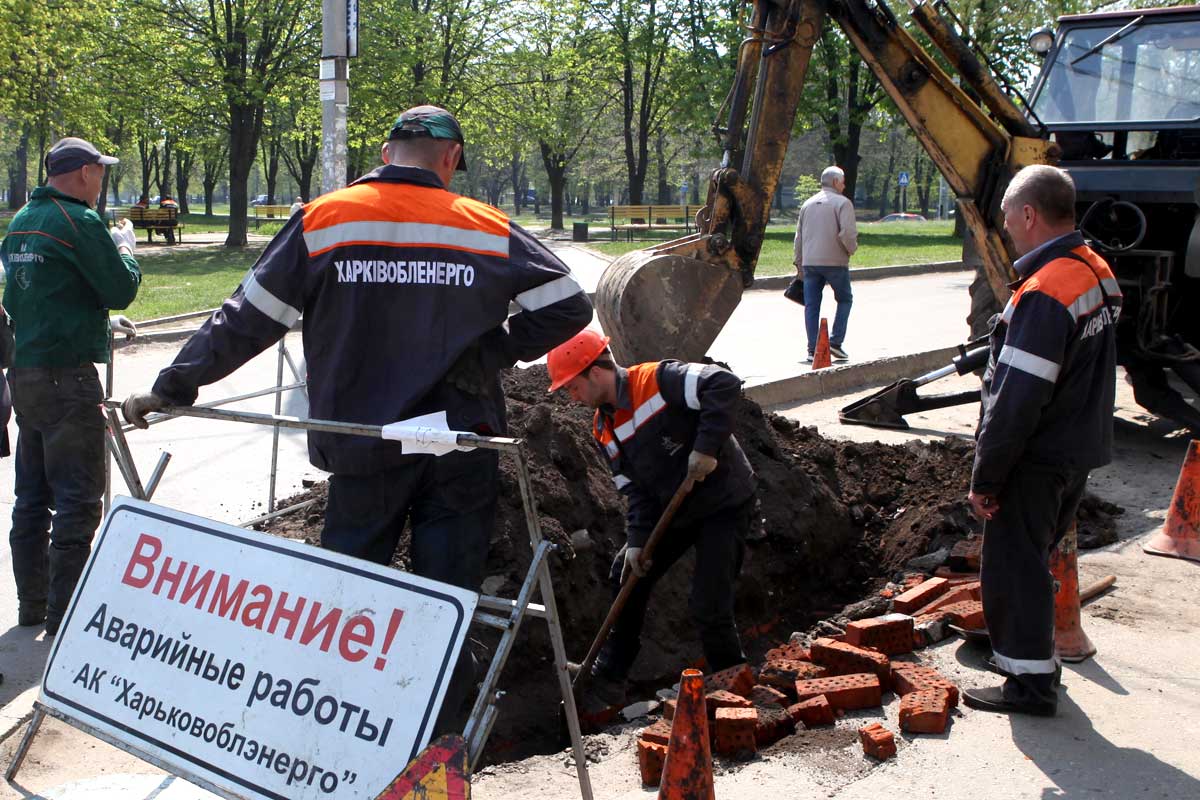 В центре меняют кабельные линии электропередачи