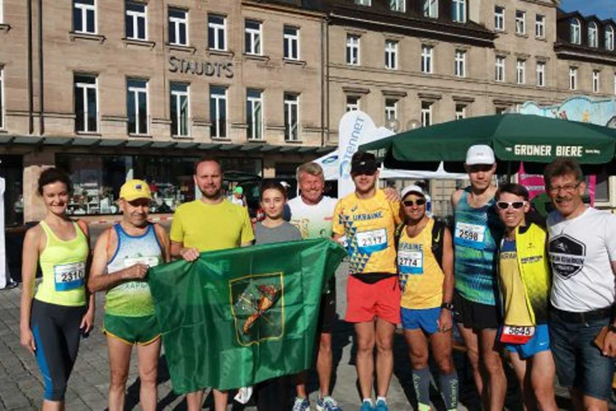 Харьковчане пробежали марафон в Германии