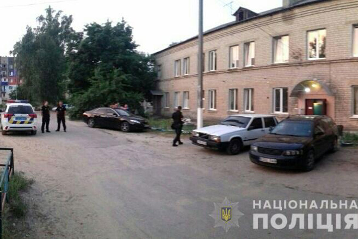 Под Харьковом мужчина ограбил свою бывшую (фото)