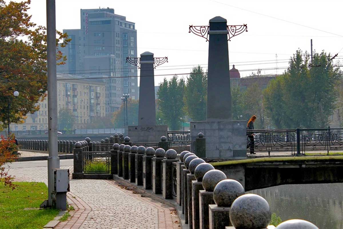 Мост в Харькове будет перекрыт до середины осени