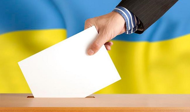 Под Харьковом кандидат снялся с выборов
