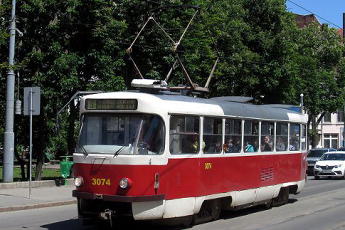 В Харькове трамваи изменили маршруты