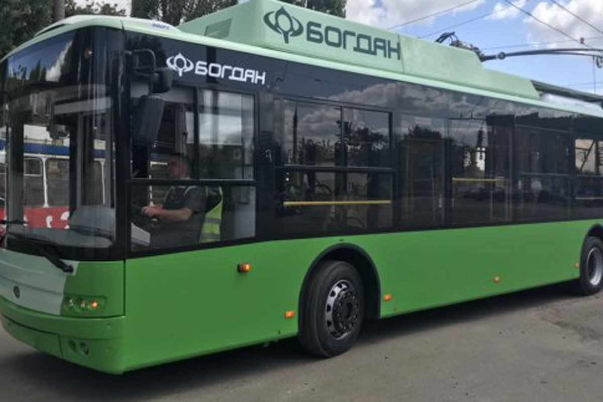 В Харькове пустили новые троллейбусы