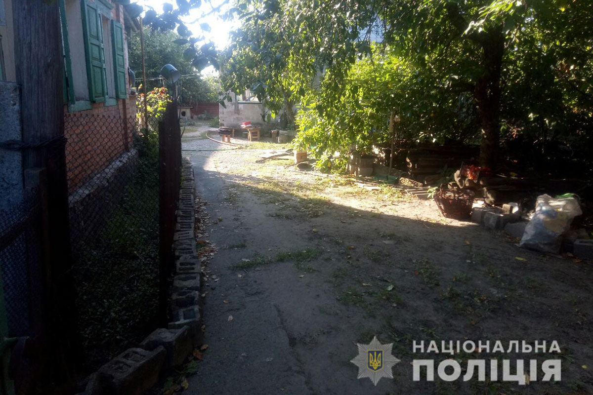 Под Харьковом ревнивец вонзил нож в возлюбленную