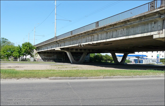Когда закончат ремонт Коммунального моста