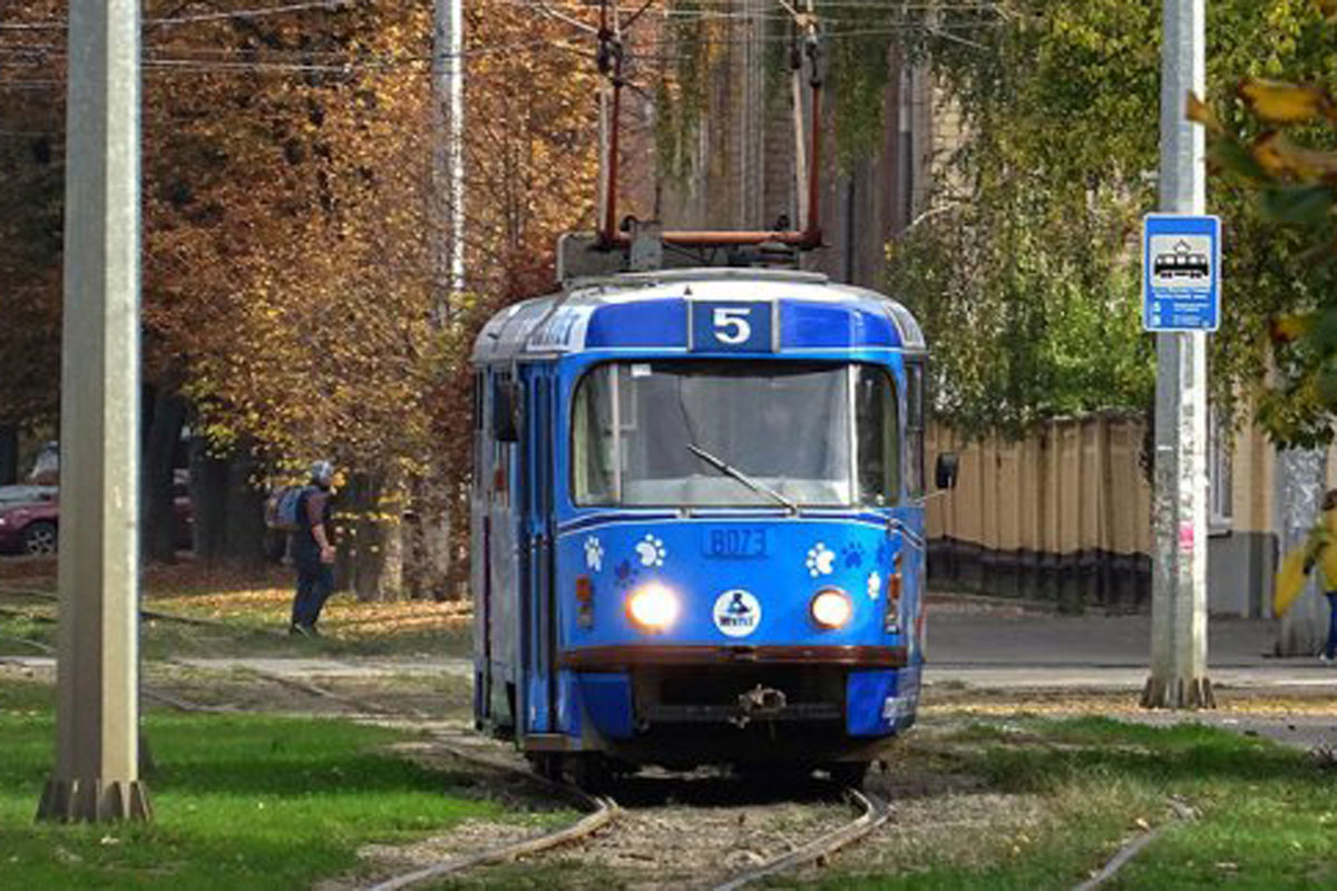 В Харькове три трамвая меняют маршруты до конца осени
