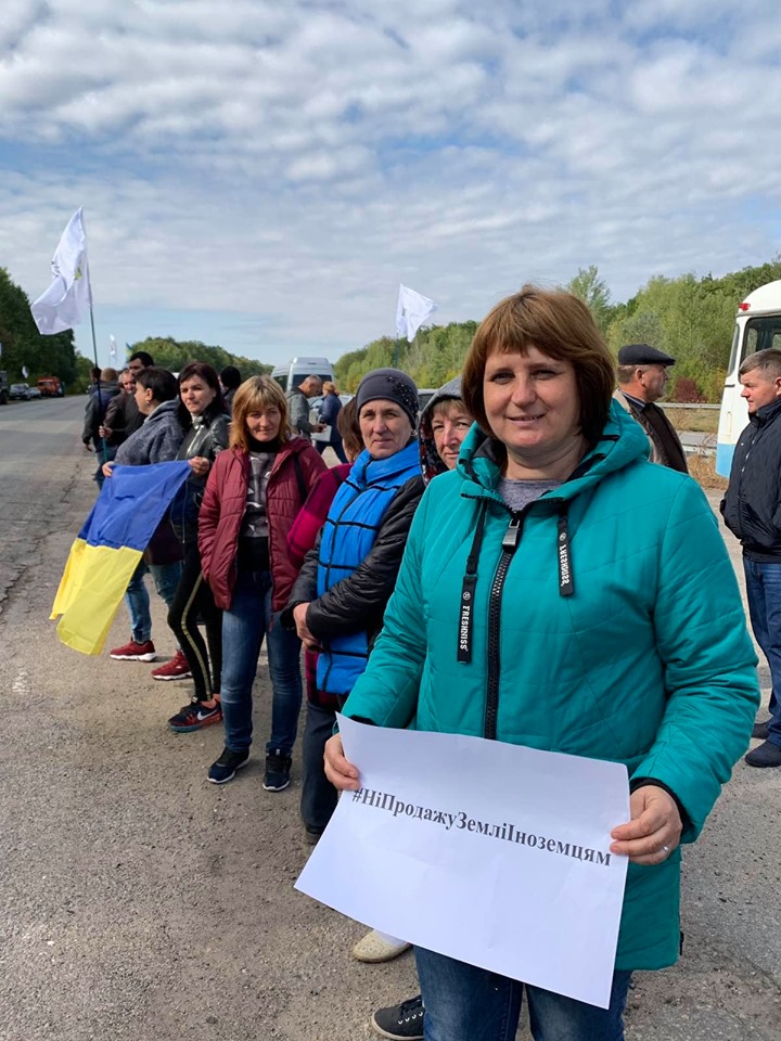 Под Харьковом аграрии вышли на акцию протеста