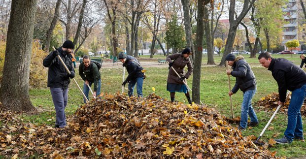 Харьковчан зовут на субботник