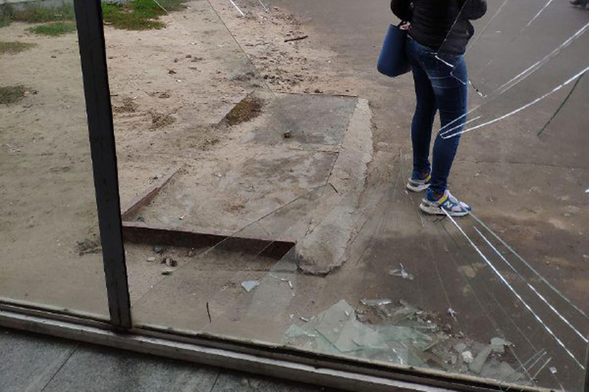 На Салтовке разбили выход из метро