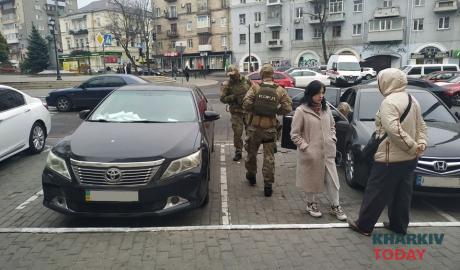 В центре Харькова силовики проводят спецоперацию (фото, видео)