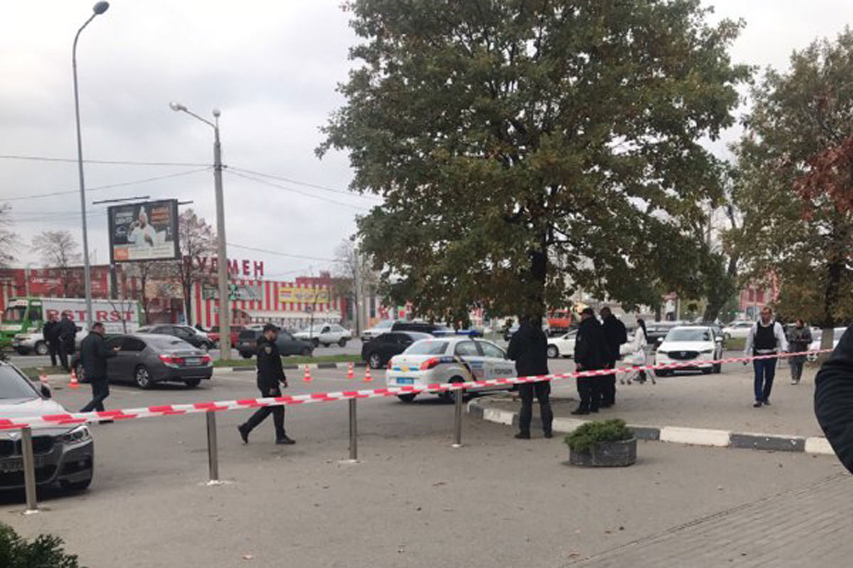 Очевидцы сообщают о стрельбе на Клочковской (фото, видео)