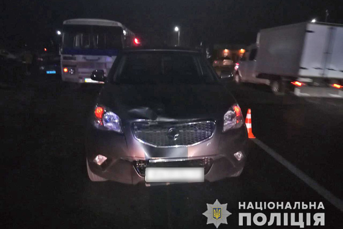 В Краснограде сбили женщину прямо на "зебре"