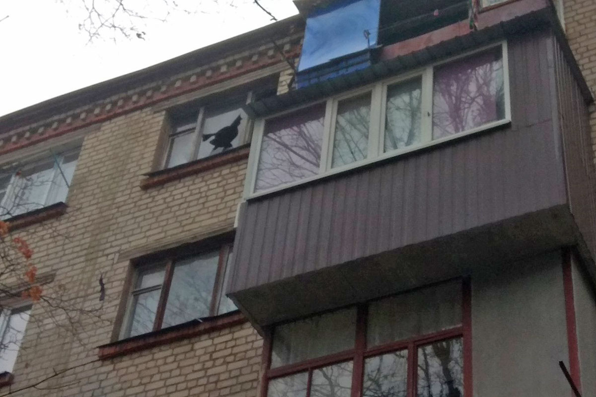 На Одесской горел жилой дом, людей эвакуировали