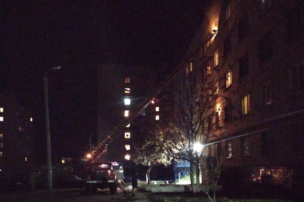 В Лозовой горела квартира в многоэтажке