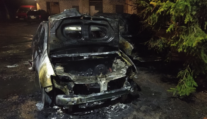 Под Харьковом горели авто (фото)
